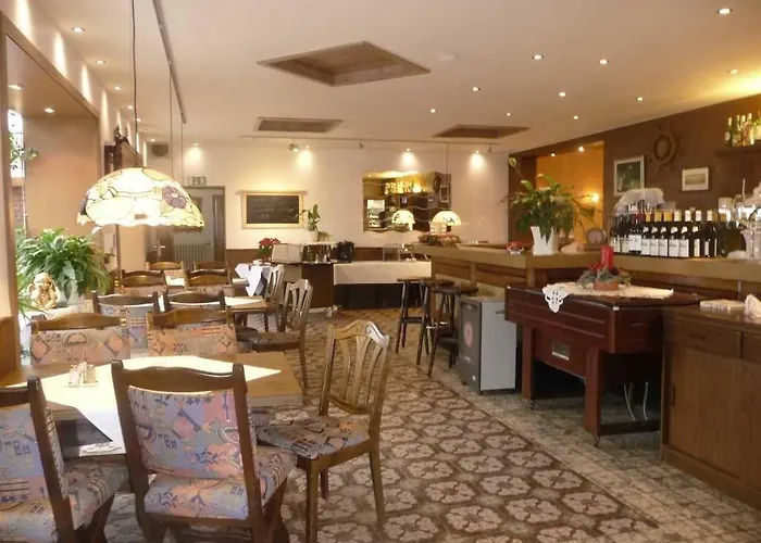 Hotel & Restaurant Haus Niederrhein Moers