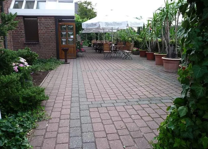 & Restaurant Haus Niederrhein 3*